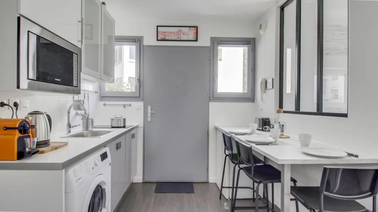 Ferienwohnung Dify Malot - Jean Mace Lyon 0*,
